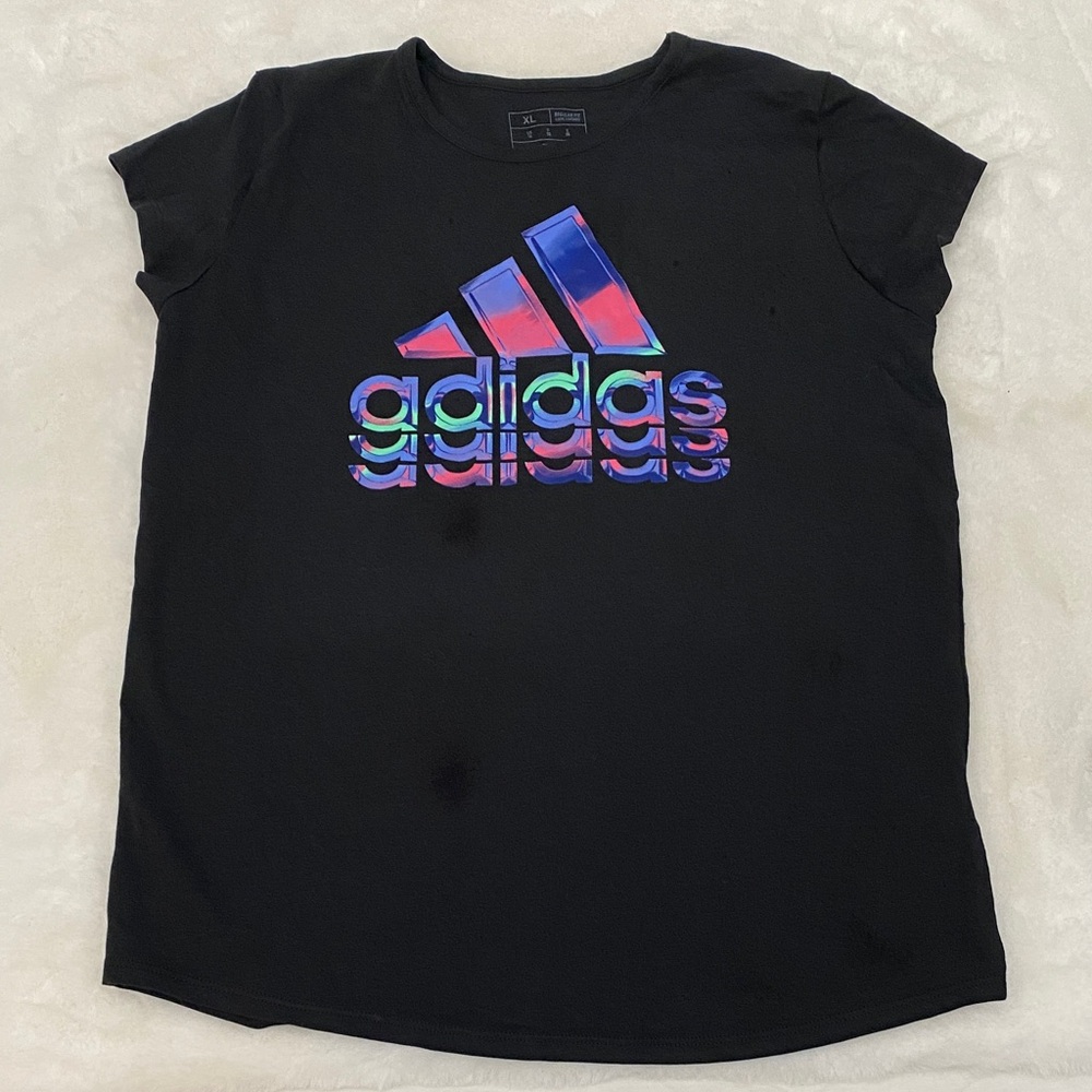Adidas Girls Tee with Colorful Logo on Black. Size XL (16)
